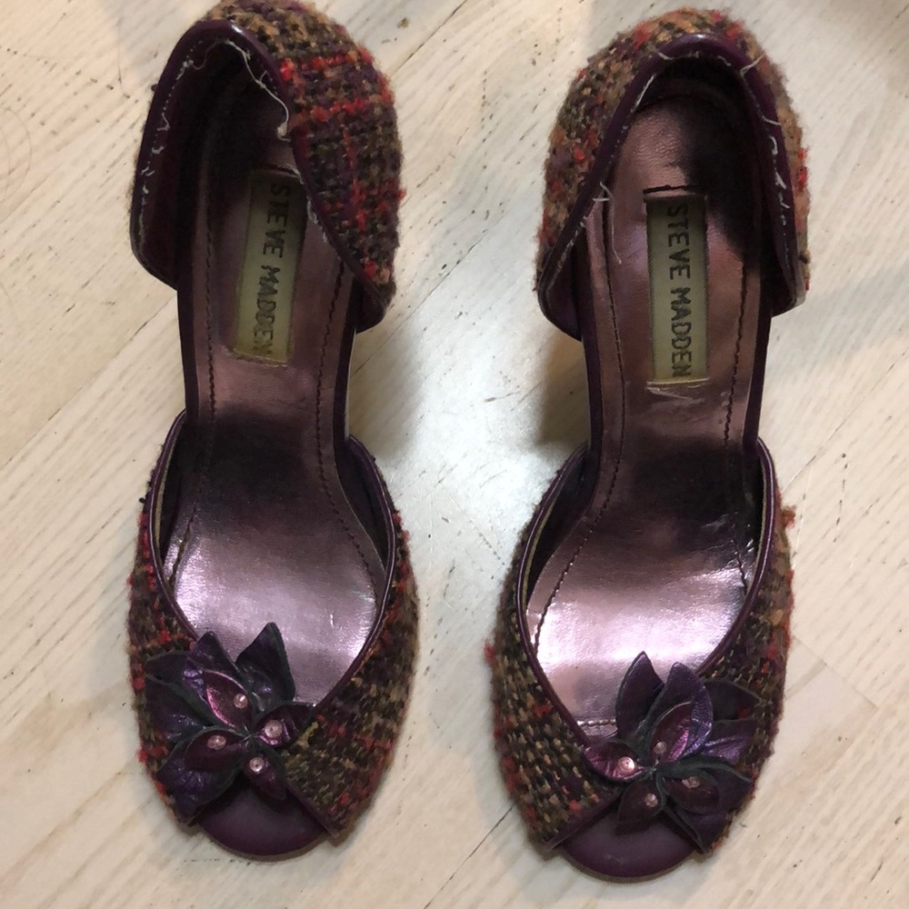 STEVE MADDEN tweed peep toe stilettos